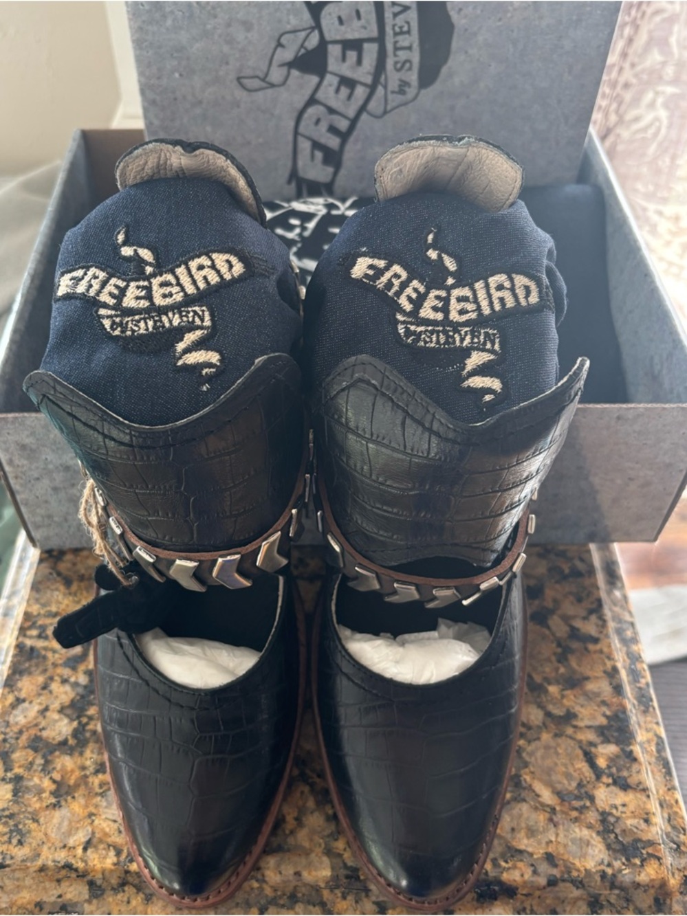 BRAND NEW** Box opened for pics ** FREEBIRD Croc Booties. ALL Original Packaging - Picture 7 of 9